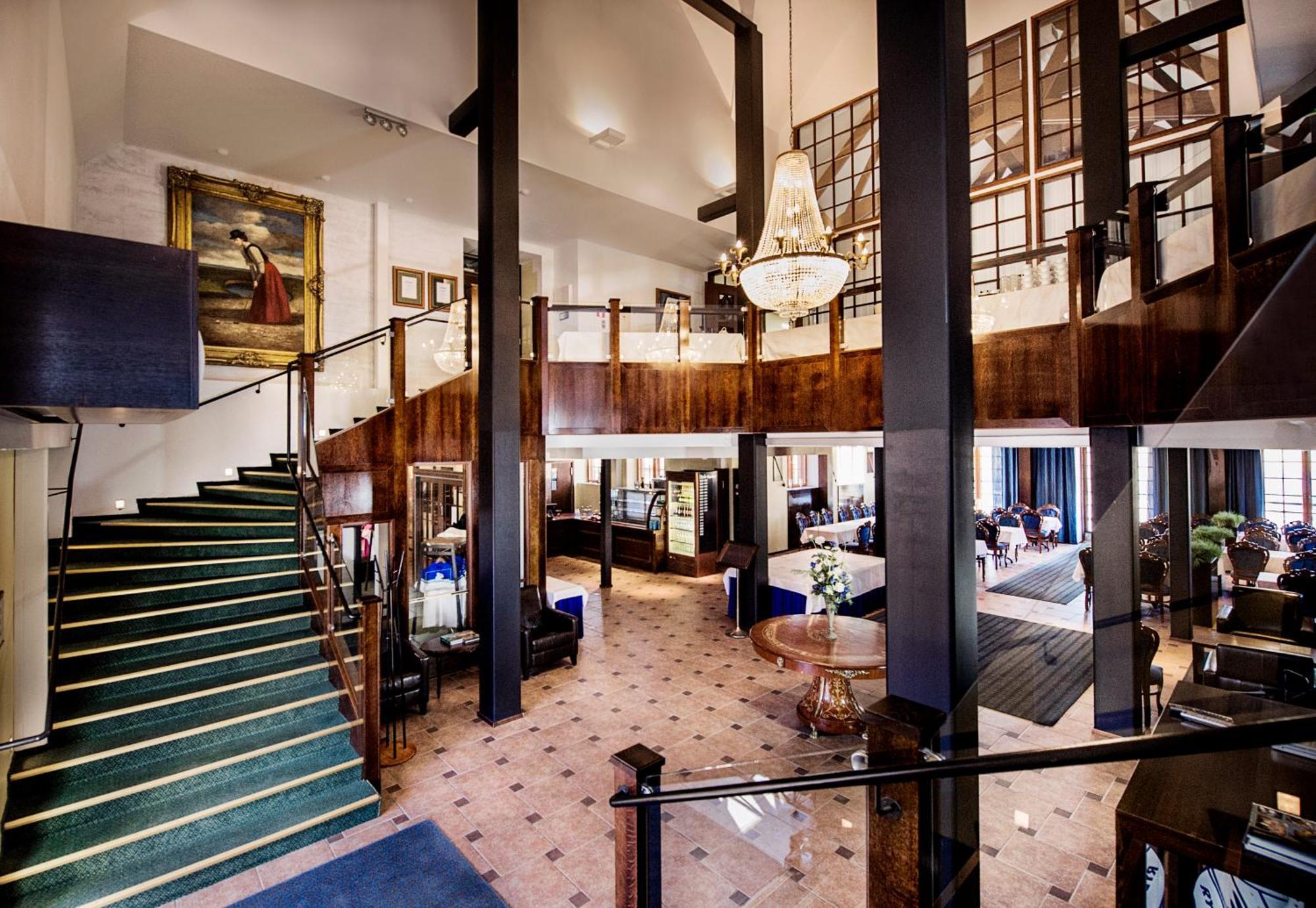 Hotel Vanajanlinna Harviala Exteriör bild
